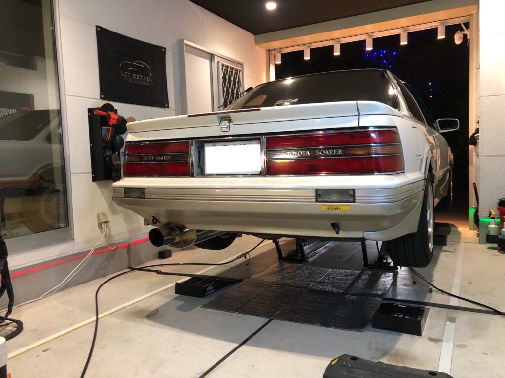 マフラー底上げ加工を終えたローダウンのトヨタ ソアラ｜大阪・門真 LIT DETAIL