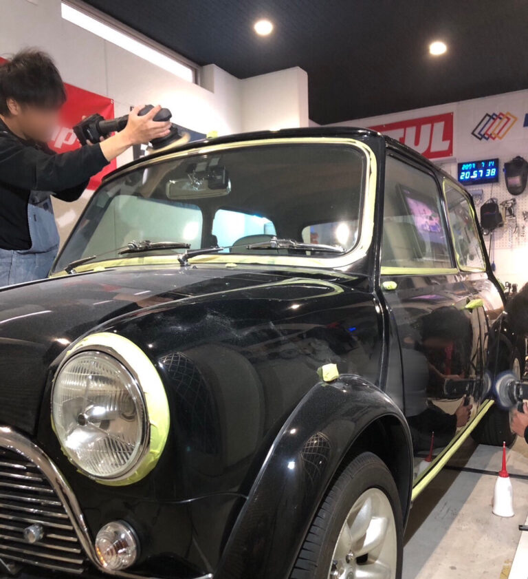 ローバー ミニ ラストミニ・ナイツブリッジ 3工程研磨+3層ガラスコーティング施工事例|枚方より