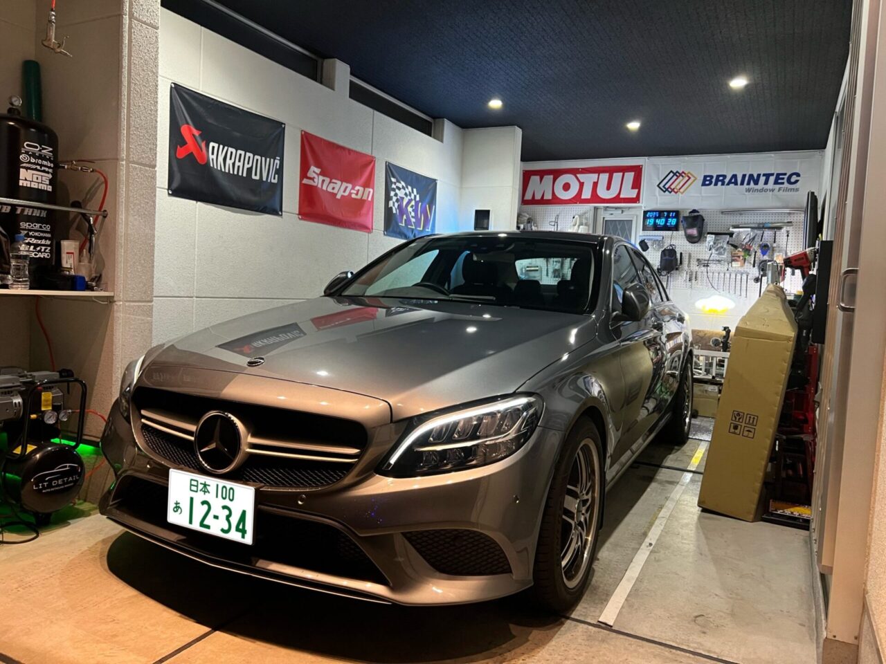 メルセデス ベンツ W205 C180に C250のマフラーを加工取付 ｜港区から