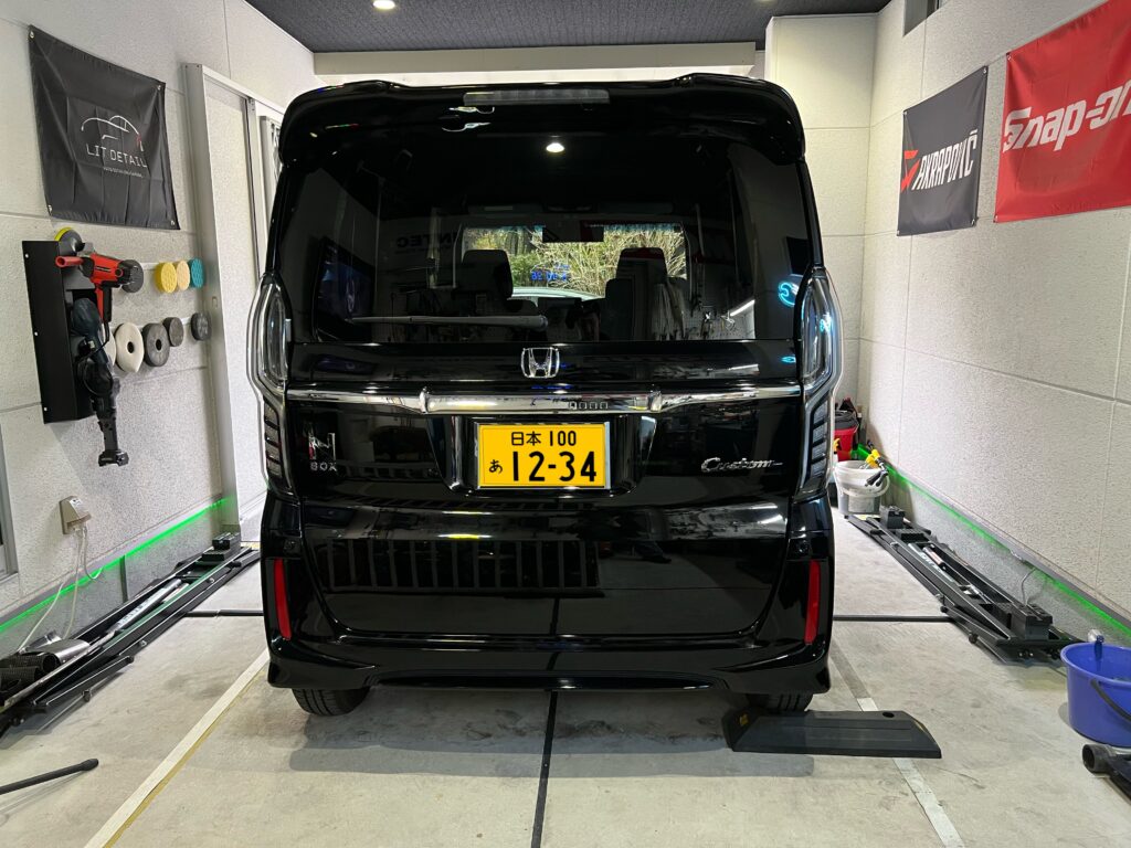 ホンダ N-BOX カスタム カーフィルム施工前 外から車内が見える｜大阪・門真 LIT DETAIL