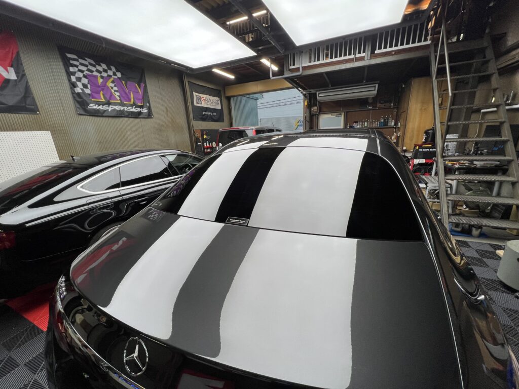 メルセデス・ベンツ Eクラス 断熱スモークフィルム施工後｜大阪・門真 LIT DETAIL