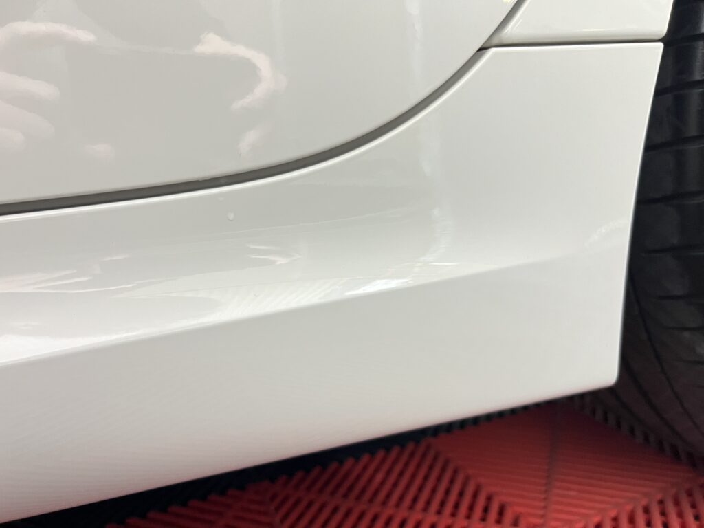 BMW M340i ツーリング 左サイドステップ後方 研磨後｜大阪・門真 LIT DETAIL