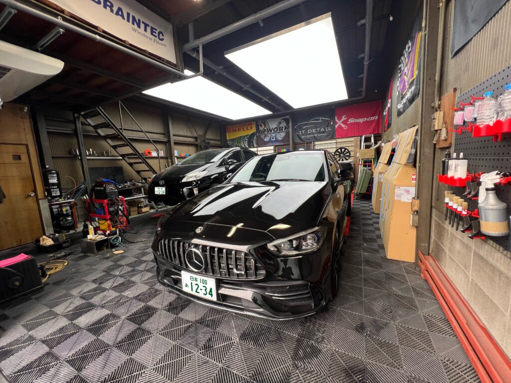 メルセデス・ベンツ AMG Cクラス Rolf Hartge X10 RSF 鍛造ホイールのガリ傷修理後｜大阪・門真 LIT DETAIL
