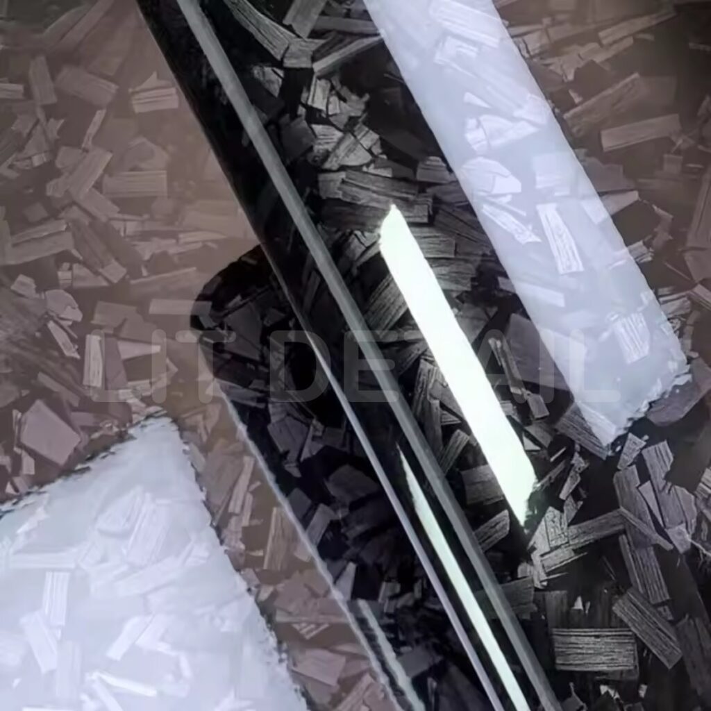 フォージドカーボン柄のラッピングシート｜大阪・門真 LIT DETAIL
