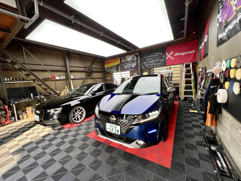 日産 ノートクロスにオーラNISMO 4WD用の純正ボンネットフードデカールを施工｜大阪・門真 LIT DETAIL