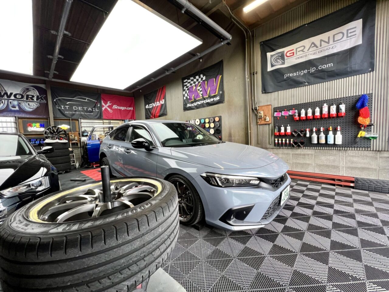 大阪・門真｜ホイールリペア専門店LIT DETAIL シビック　Rays ボルクレーシング ホイールリペア（大東から）