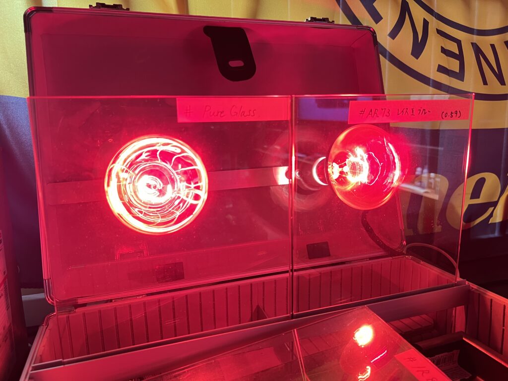遮熱カーフィルムの効果を施工前に確かめられる体感器｜大阪・門真 LIT DETAIL
