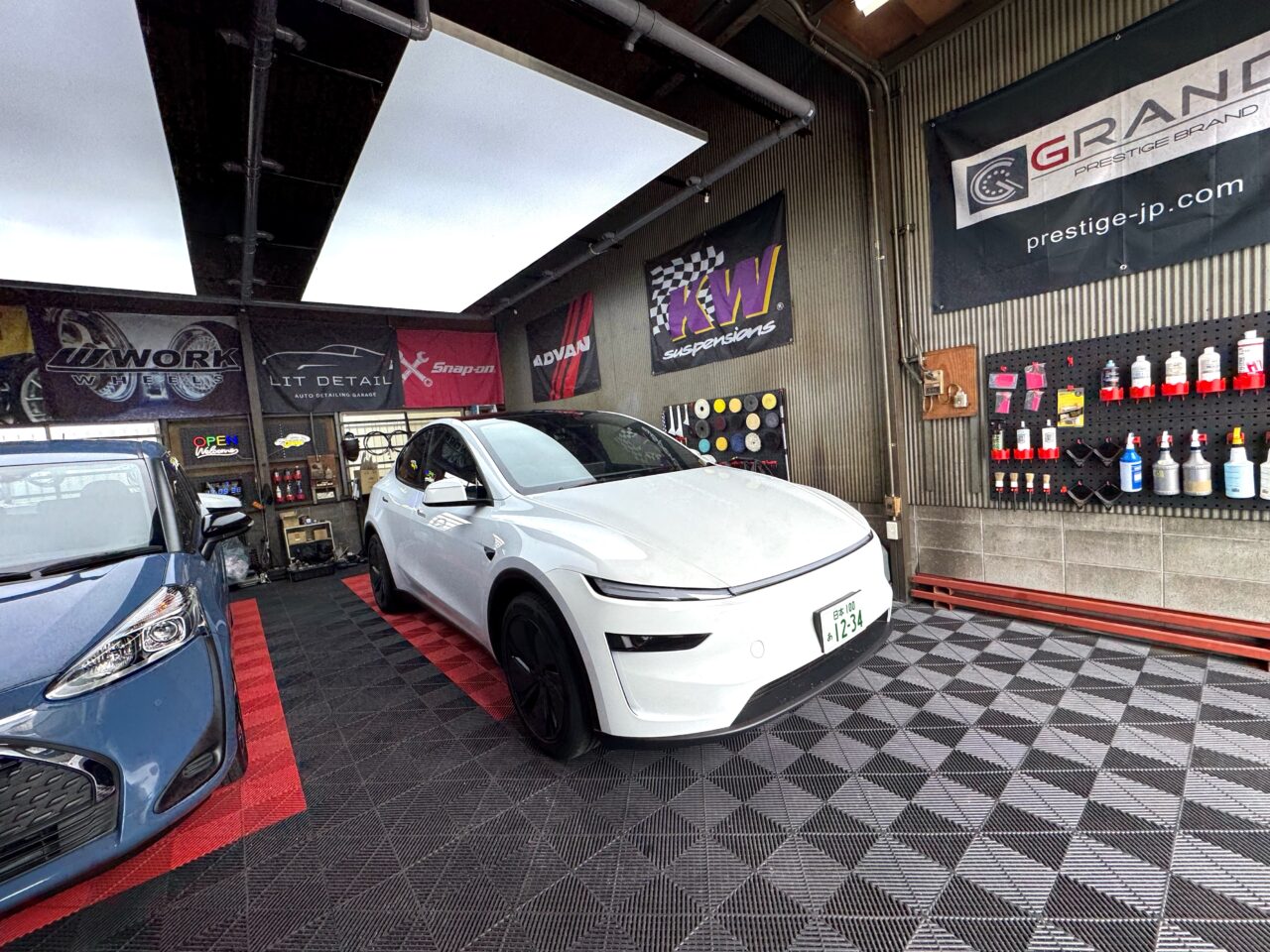 大阪・門真｜テスラ モデルY フロントガラス G-POWER施工 飛び石対策 入庫時
