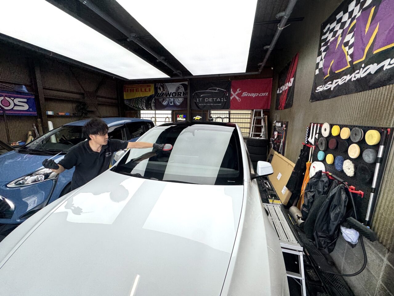テスラ モデルYのフロントガラスにG-POWERを施工|大阪・門真 LIT DETAIL