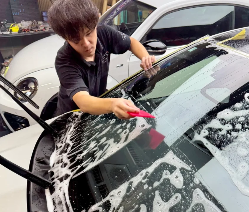 Window Protection Film Install 大阪・門真|最新設備で高品質施工 プロテクションフィルム施工はLIT DETAILへ