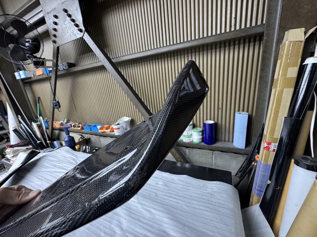 STEKダイノシールドPPF施工後のエイムゲイン製カーボンフロントリップ立ち上がり部(レクサス IS250 GSE20)|大阪・門真 LIT DETAIL