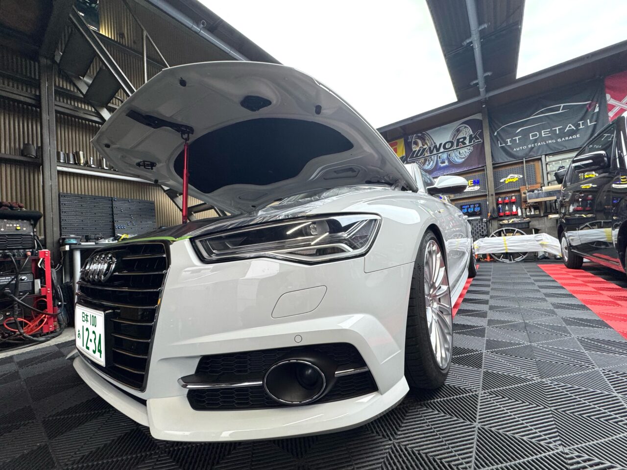 アウディ A6 アバント ヘッドライト STEK ダイノシェード施工前｜大阪・門真 LIT DETAIL
